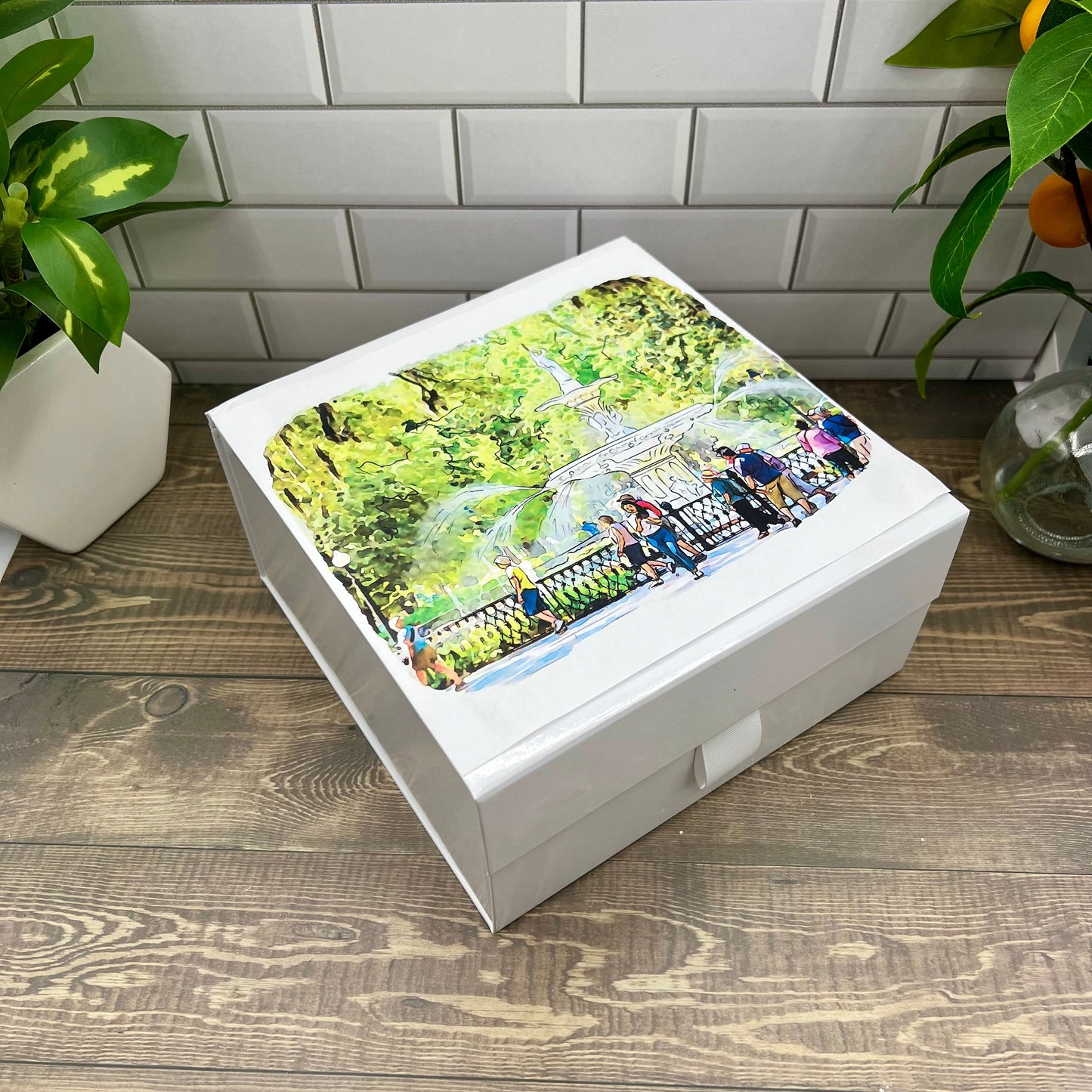 Savannah themed Gift Box featuring our original watercolor painting of Historic Savannah Georgia